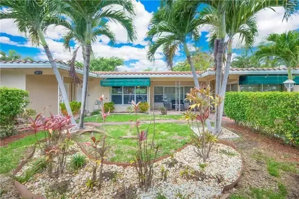 Triplex in Broward County FL