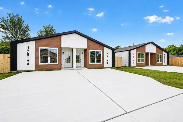 New construction duplexes in Houston, TX