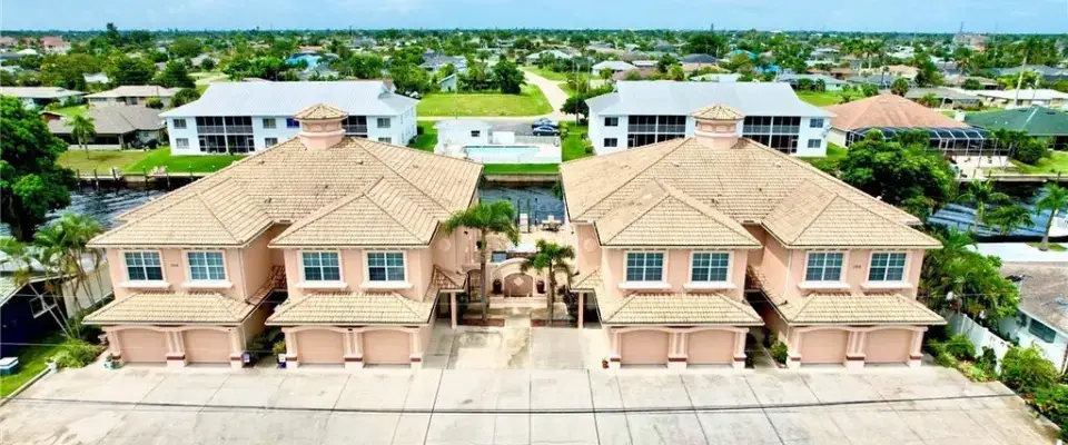 Fourplex in Fort Myers, FL